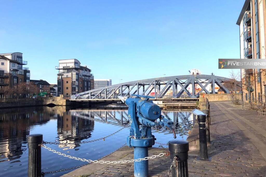 Waterfront Living In Leith With Free Parking! Apartment Edinburgh Exterior photo
